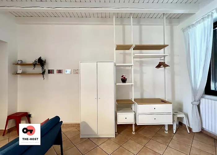 The Tiny House In The Courtyard In Agrate Brianza